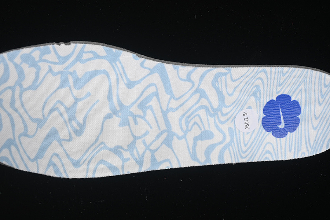Nike [HJ4399-400]-[AIR FORCE 1 07 LOW PSYCHIC BLUE/CLEAR/WHITE/GLACIER BLUE/BARELY VOLT/GAME (ROYAL]) - Image 4