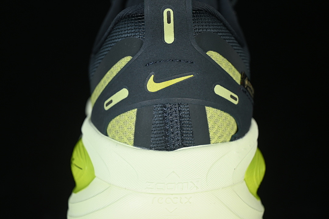 Nike [HQ7002-300]-[VOMERO 18 GORE-TEX SEAWEED/LIGHT LIQUID LIME/CYBER]-[WOMAN:36-39]-[MAN:40-46] - Image 7