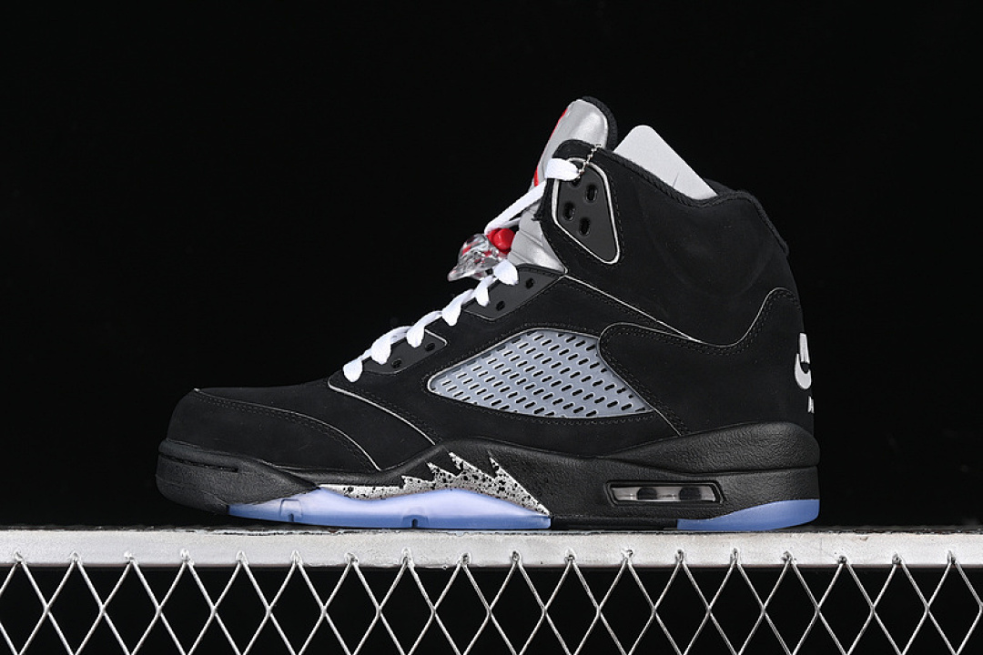 Jordan [HF3975-001]-[AIR JORDAN 5 BLACK METALLIC REIMAGINED BLACK/WHITE/METALLIC SILVER/FIRE (RED]), photo 1