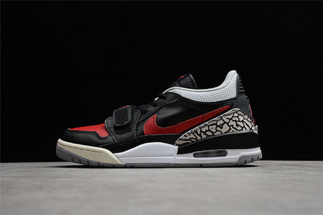 Jordan Jordan LEGACY 312 LOW GS BLACK/BLACK-CEMENT GREY-GYM RED · CD9054-006, photo 1