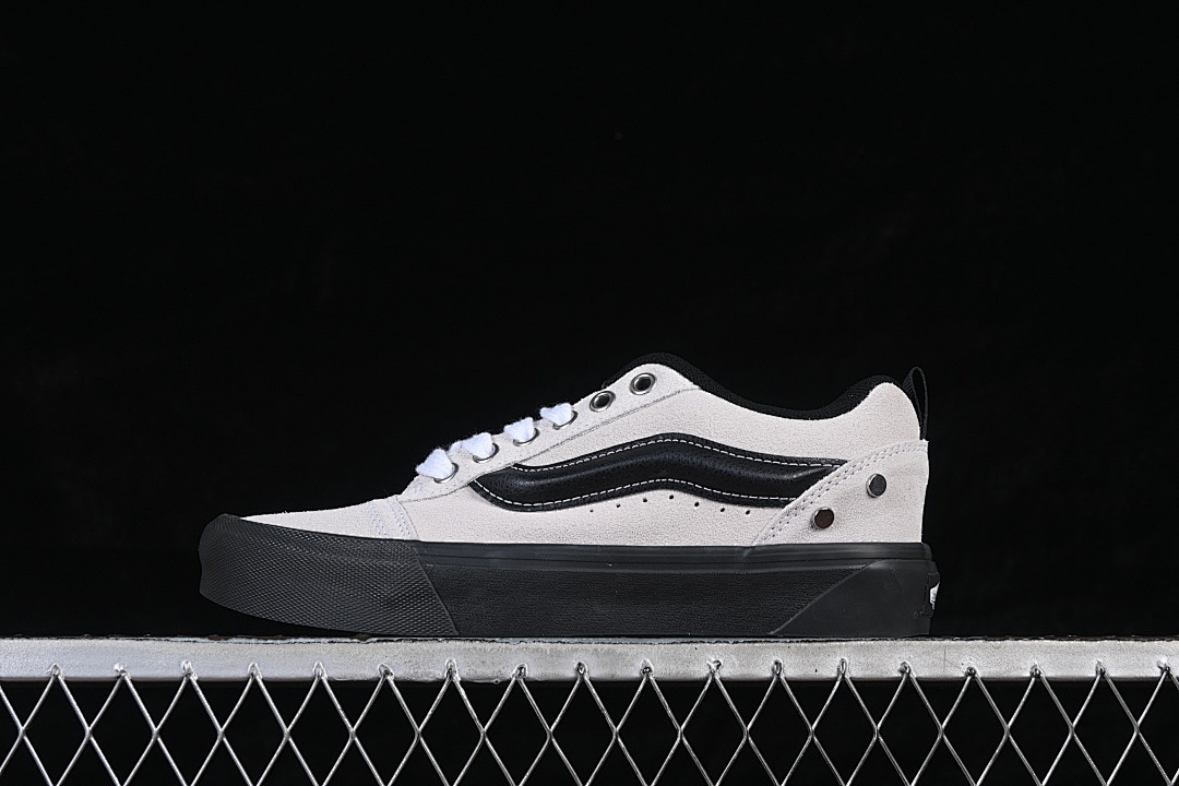 Unbranded [VN009QCBDAK]-[LOW TOP CASUAL SNEAKERS BLACK/LIGHT GRAY]-[WOMAN:35-39]-[MAN:40-44], photo 1