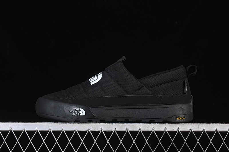 Essentials THE NORTH MOUNTAIN Essentials BLACK/BLACK · NF0A8AD94QI-087, photo 1