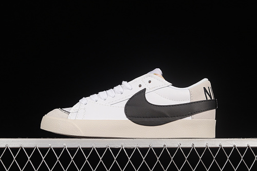 Unbranded [DQ1470-101]-[BLAZER LOW WHITE/BLACK/WHITE]-[WOMAN:36-39]-[MAN:40-45], photo 1