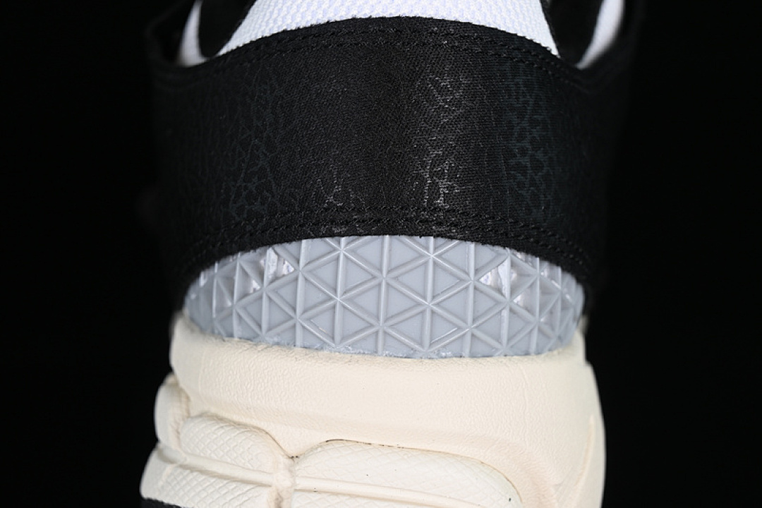 Nike [FJ5474-133]-[AIR ZOOM VOMERO 5 TIMELESS WHITE/BLACK/PHOTON DUST/SAIL]-[UNSIEX:36-46] - Image 6
