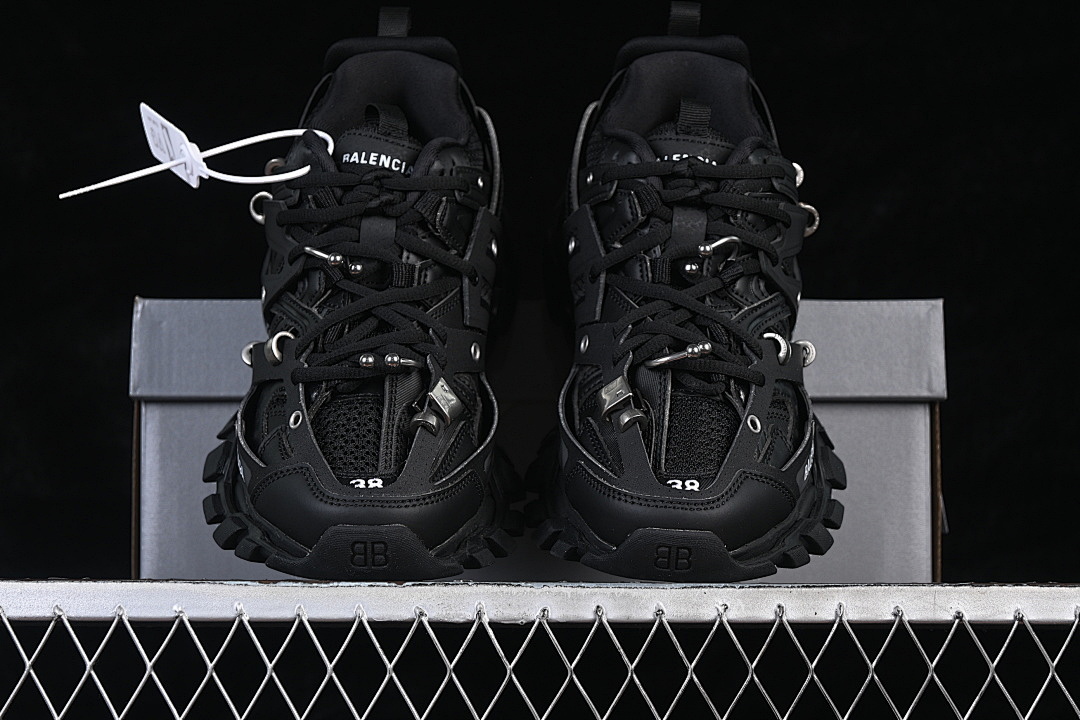 Unbranded [WTRPG1000]-[TRACK SNEAKER PIERCING BLACK/BLACK/BLACK]-[WOMAN:35-39]-[MAN:40-46] - Image 14