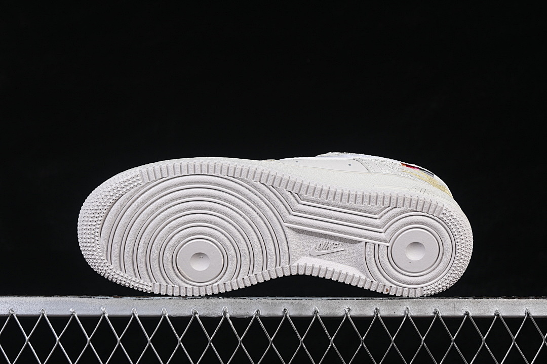 Nike [IQ1133-112]-[AIR FORCE 1 07 LOW CASUAL SNEAKERS WHITE/GOLD]-[WOMAN:36-39]-[MAN:40-45] - Image 15