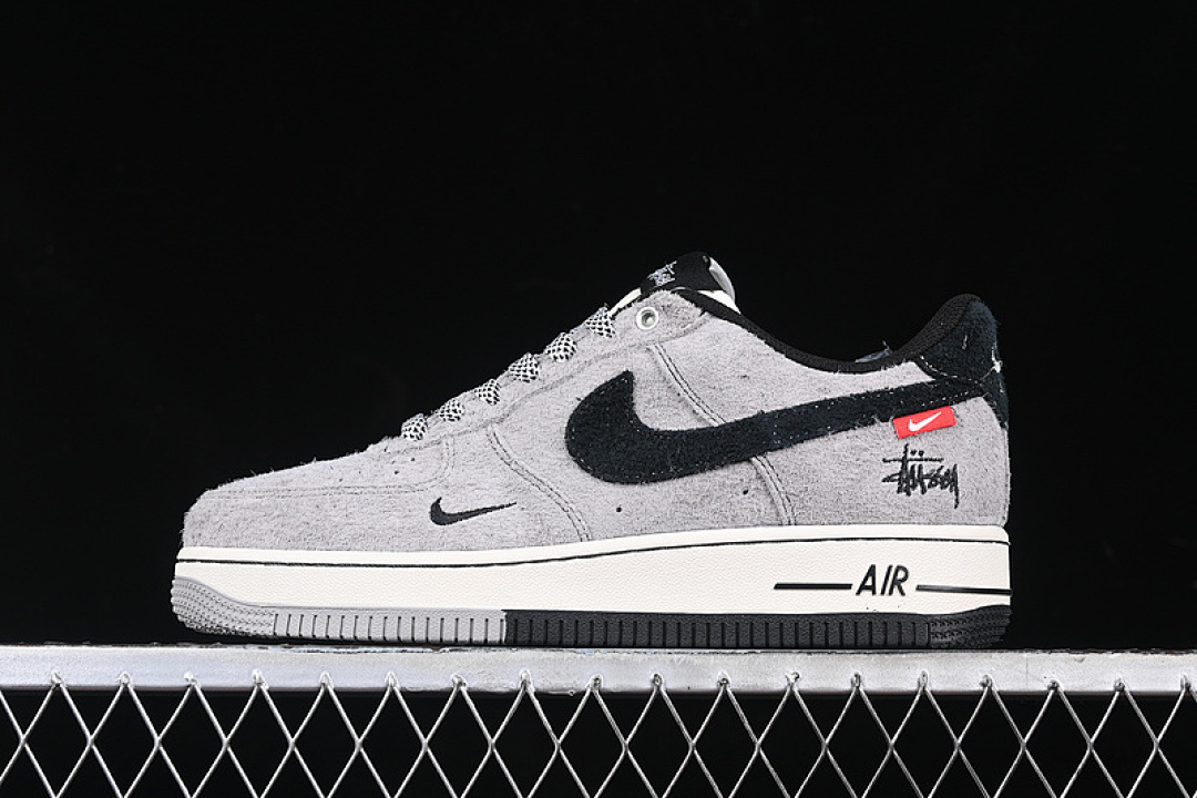 Nike [SJ6698-018]-[AIR FORCE 1 07 LOW BLACK/GREY]-[WOMAN:36-39]-[MAN:40-45], photo 1