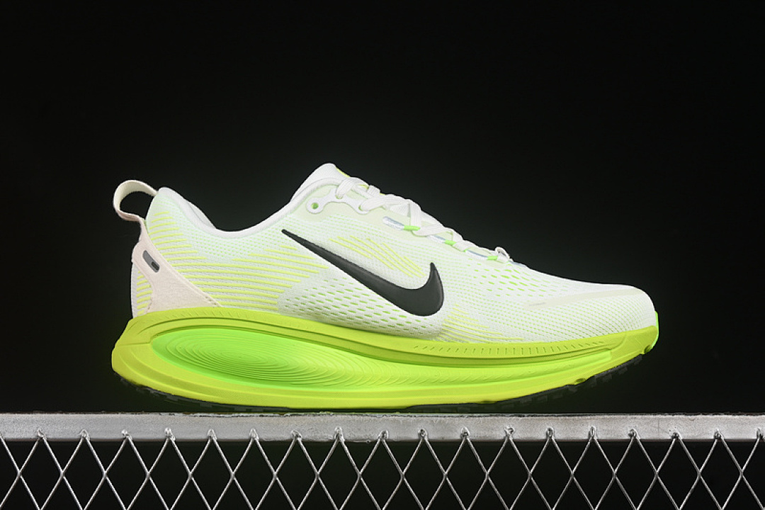 Nike [HM6804-102]-[AIR ZOOM VOMERO 18 WHITE/ELECTRIC GREEN/VOLT/BLACK]-[WOMAN:36-39]-[MAN:40-45] - Image 16