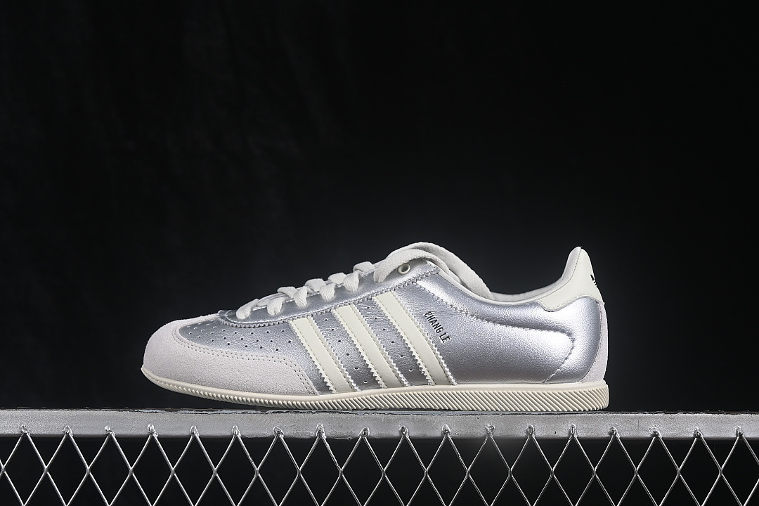 CLOVER DEXUN CASUAL BOARD SHOES SILVER/WHITE · KJ3962, photo 1