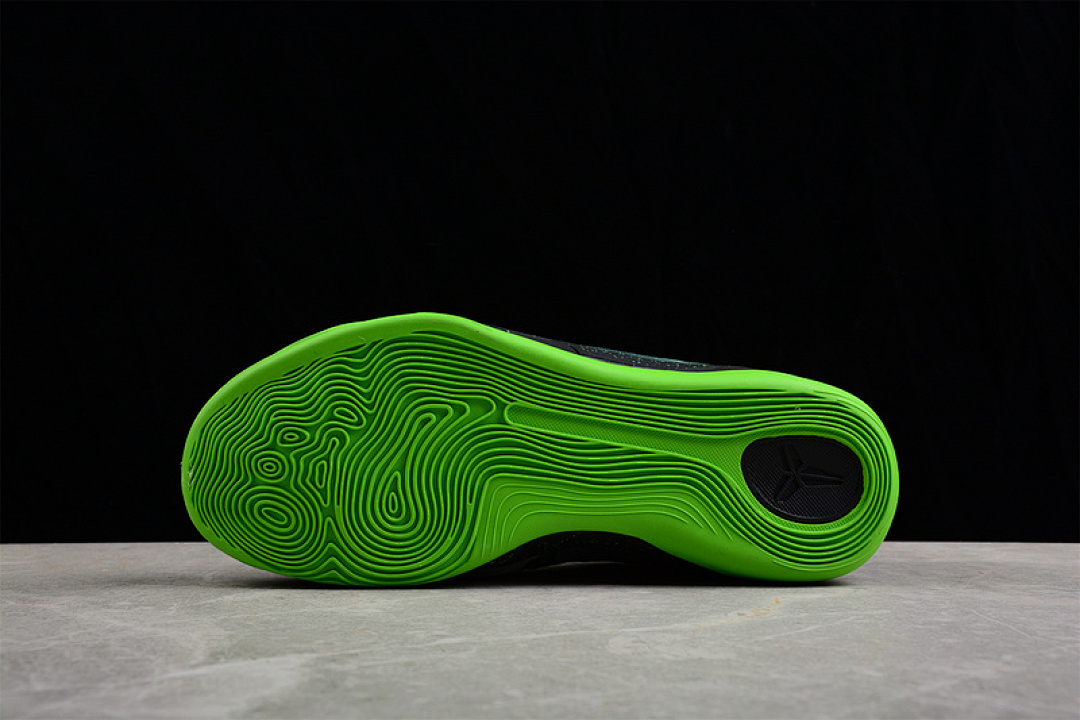 Nike [652908-303]-[KOBE 9 EM PRM GORGE GREEN/METALLIC SILVER-ELECTRIC GREEN]-[MAN:40-46] - Image 14