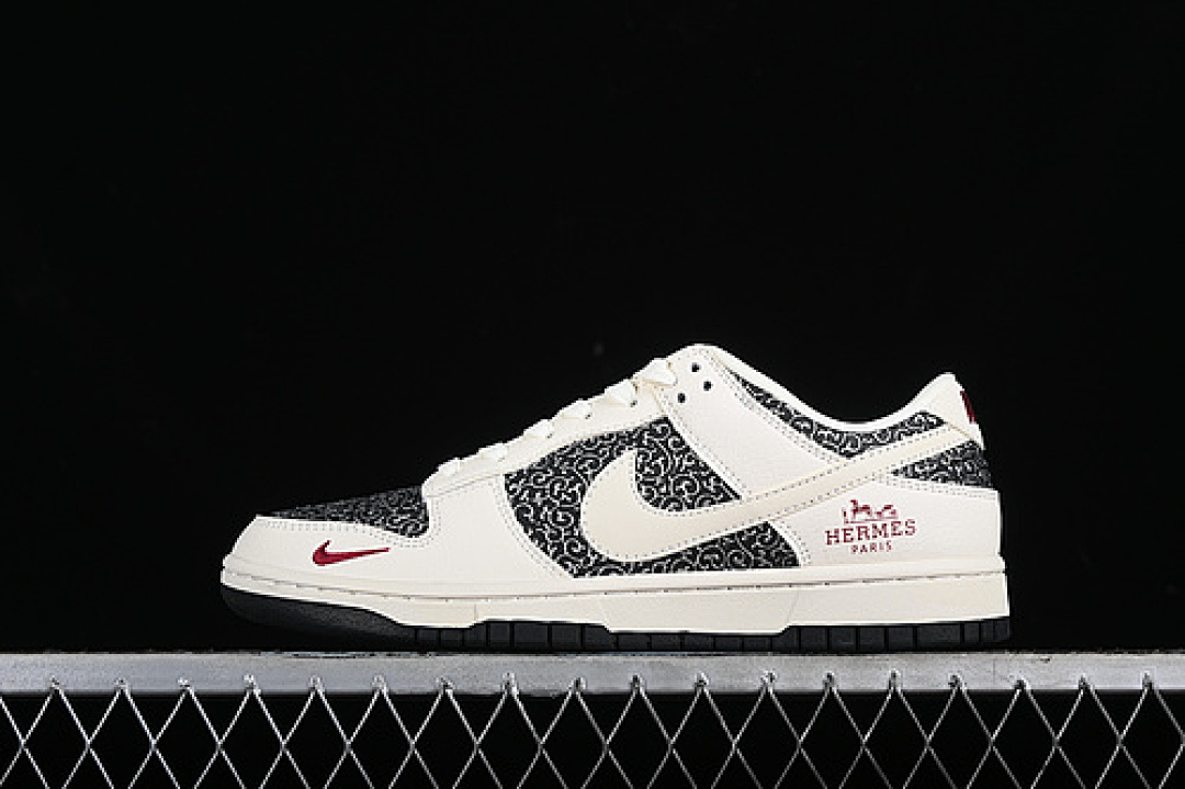 Unbranded [XD6188-038]-[SB DUNK LOW WHITE/BLACK/CREAM]-[WOMAN:36-39]-[MAN:40-45], photo 1
