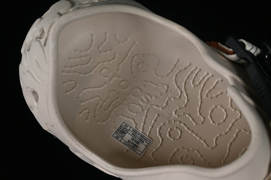 Crocs [CROCS CLASSIC GREY/BLACK]-[WOMAN:36-39]-[MAN:40-46] - Image 4