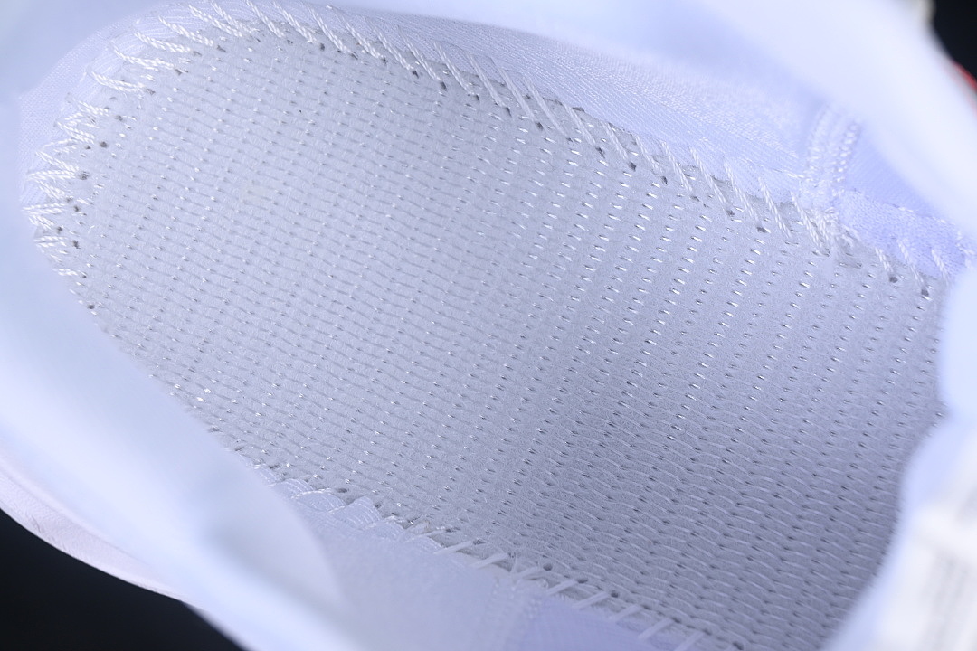 On Running [ON CLOUDTILT CASUAL COMMUTING RUNNING SHOES WHITE/PURE WHITE]-[WOMAN:36-39]-[MAN:40-47] - Image 4