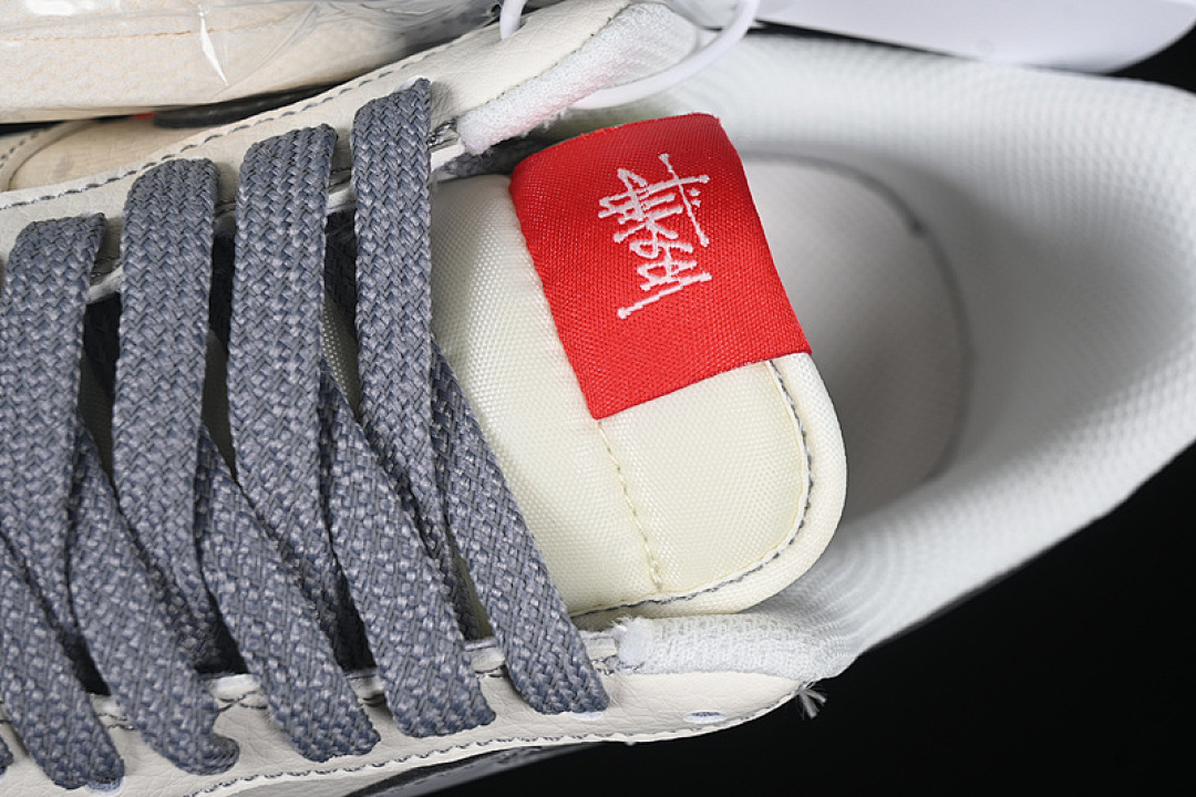 Nike [HH7518-037]-[AIR FORCE 1 07 LOW WHITE/GREY/RED]-[WOMAN:36-39]-[MAN:40-45] - Image 9