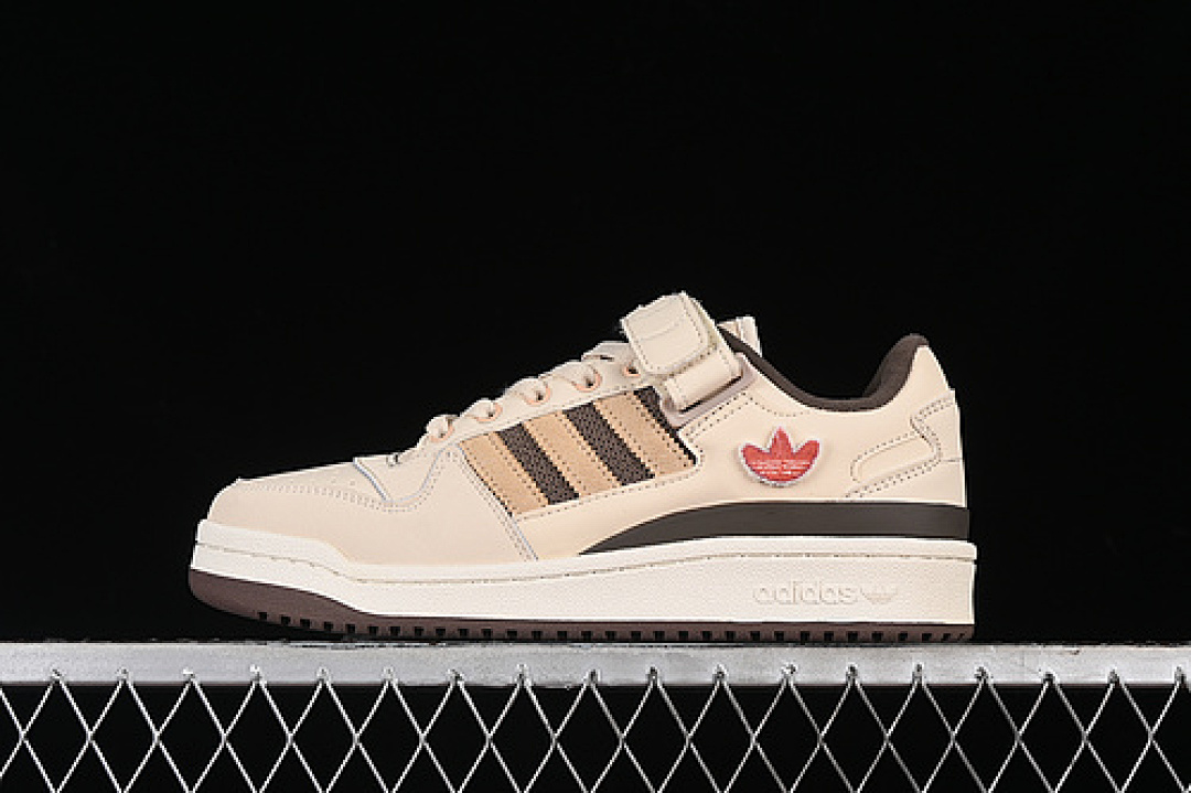 FORUM 84 LOW ECRU TINT/SAND STRATA/WONDER TAUPE · IE1827, photo 1