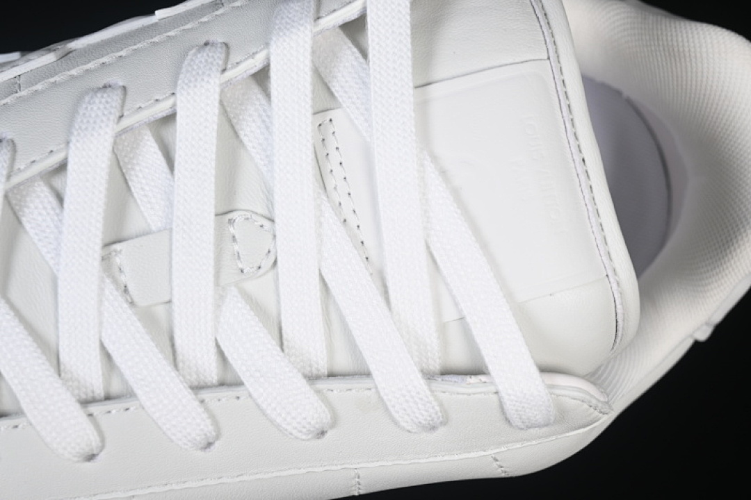 Louis Vuitton [1AIKDD]-[BUTTERSOFT LOW-TOP CASUAL SHOES WHITE/WHITE]-[WOMAN:39]-[MAN:40-46] - Image 9