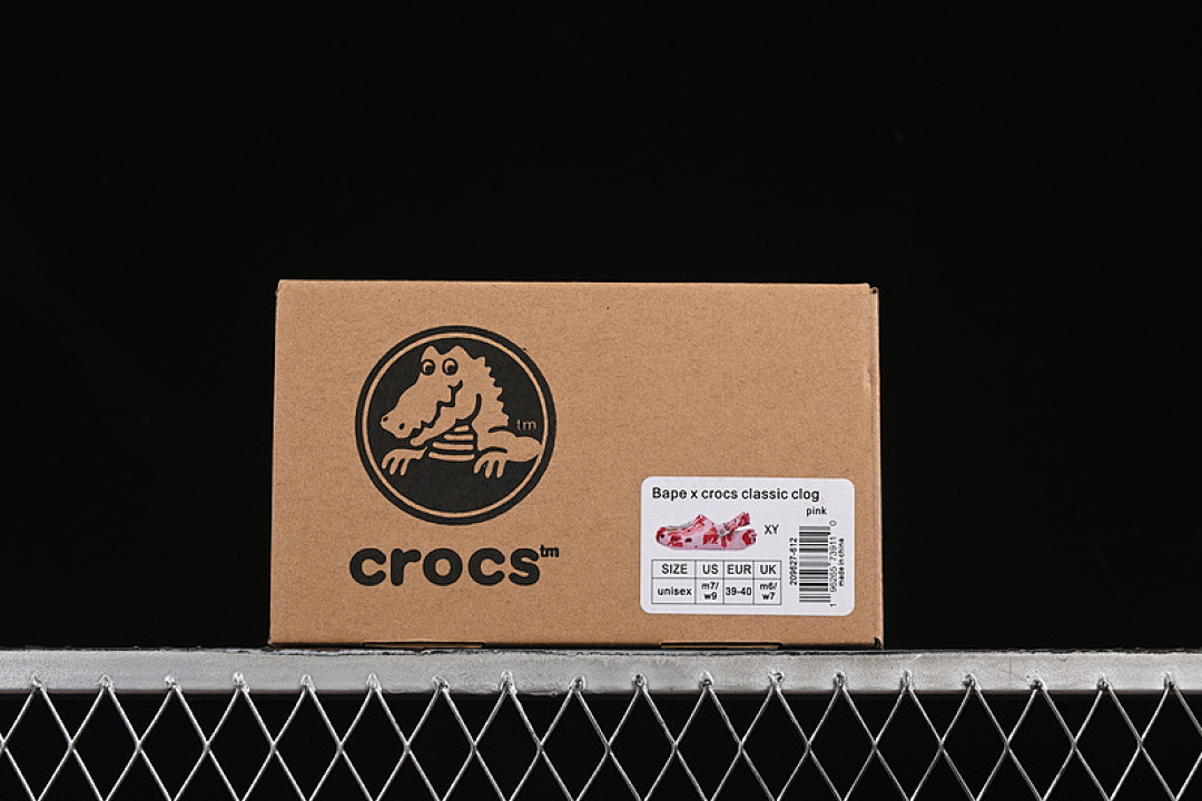 Crocs [BAPE X CROCS CLASSIC CLOG RED/PINK]-[WOMAN:36-39]-[MAN:40-46] - Image 6