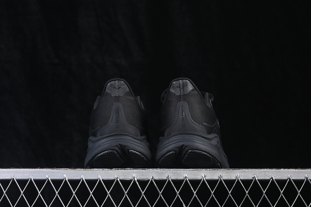 On Running [1176572 BBLC]-[ONE CLIFTON 11 MESH RUNNING SHOES BLACK/INKINESS]-[WOMAN:36-39]-[MAN:40-45] - Image 13