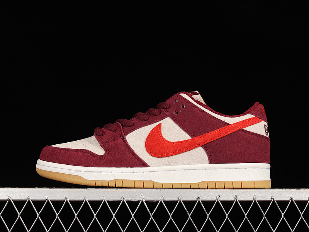 Unbranded [DX4589-600]-[SB DUNK LOW SUMMIT WHITE/BARELY ROSE/UNIVERSITY RED/COCONUT MILK/BLACK]-[36-47.5], photo 1