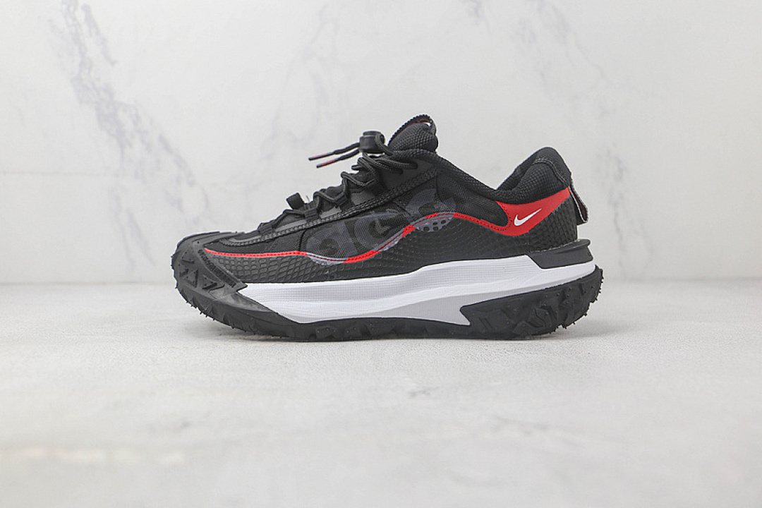 Unbranded [DV7903-103]-[ACG MOUNTAIN FLY 2 LOW BLACK/WHITE/RED]-[WOMAN:36-39]-[MAN:40-46], photo 1