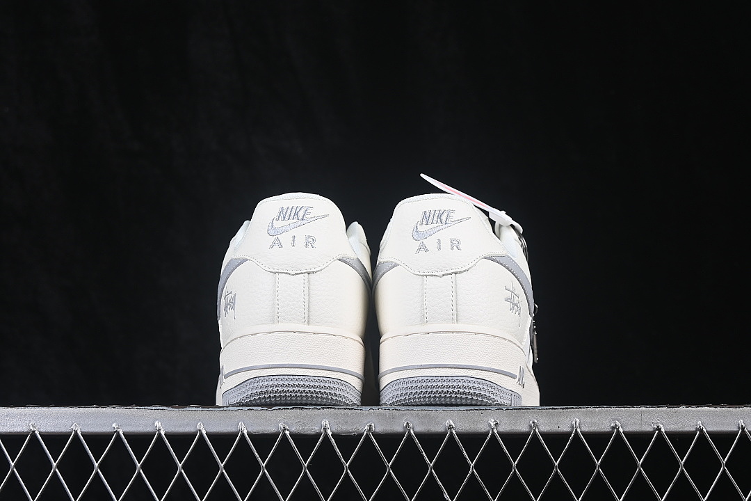 Nike [DN9688-146]-[AIR FORCE 1 07 LOW CASUAL SNEAKERS LIGHT GRAY/GREY]-[WOMAN:36-39]-[MAN:40-45] - Image 13