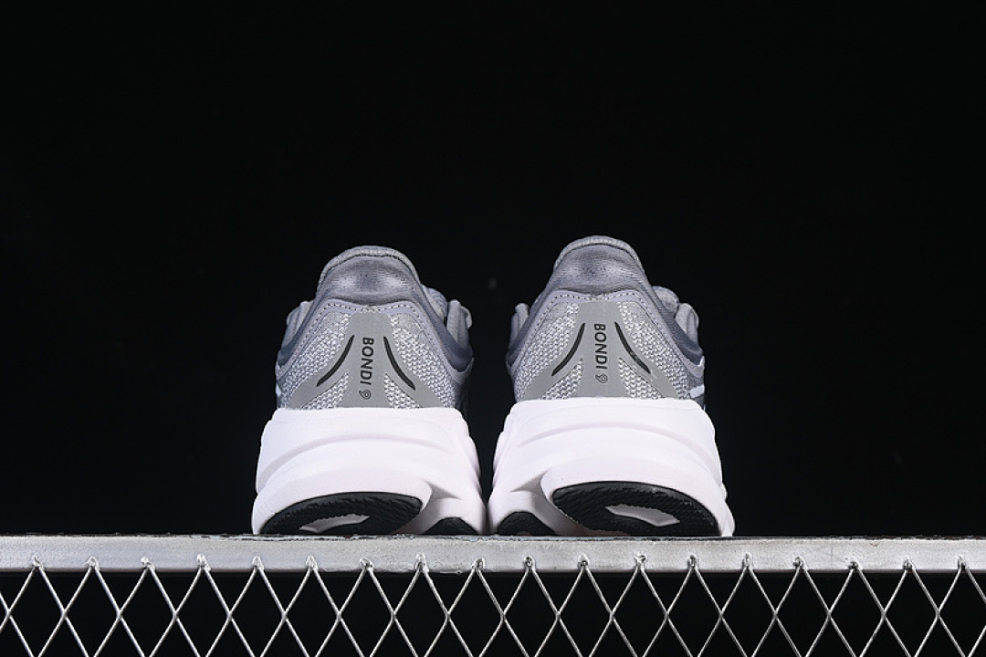 On Running [1162011 WNCL]-[HOKA ONE BONDI 9 WHITE/BLACK/GREY]-[WOMAN:36-39]-[MAN:40-45] - Image 14