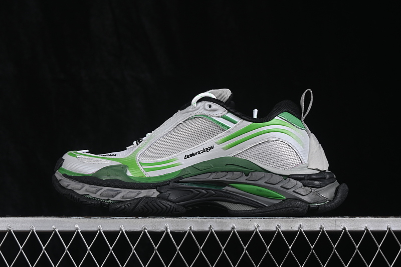 Balenciaga Balenciaga TRIPLE S 2 GRADIENT MESH RUNNING SHOES GREEN/GREY/BLACK · WTRS21133, photo 1