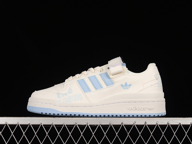 FORUM 84 LOW SHOES CLOUD WHITE/CLOUD WHITE/SKY BLUE · GY7985, photo 1