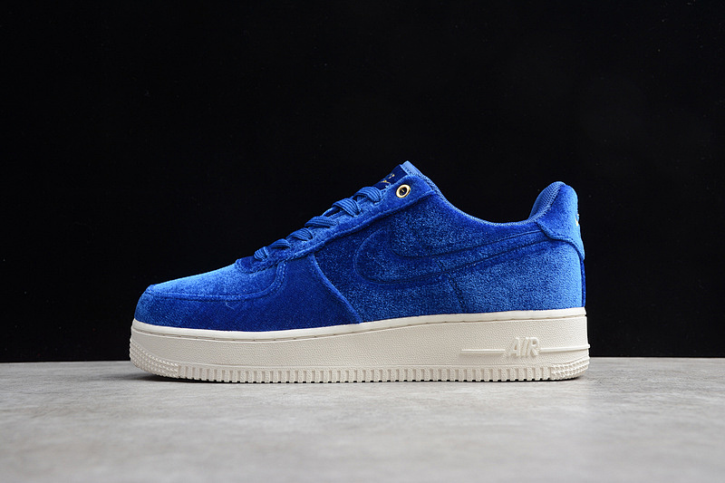 Nike Nike AIR FORCE 1 LOW PREMIUM 3 VELOUR BLUE VOID/SAIL-METALLIC GOLD · AT4144-400, photo 1