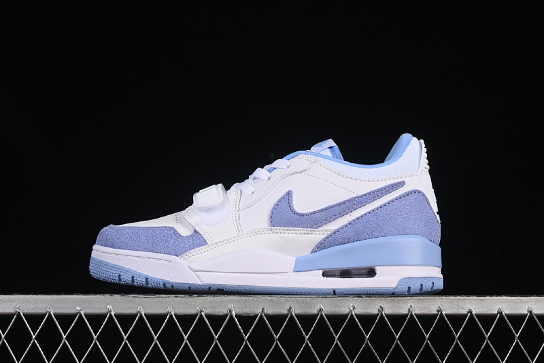 Jordan [FQ7827-104]-[AIR JORDAN LEGACY 312 LOW WHITE/ALUMINUM]-[WOMAN:36-39]-[MAN:40-47.5], photo 1