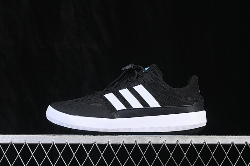 ROAMBOAT LOW-TOP RUNNING SHOES BLACK/WHITE · JH9756, photo 1