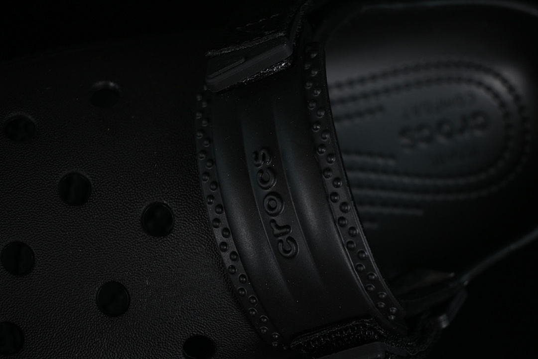 Crocs [CROCS DUET MAX CLOG BLACK]-[WOMAN:36-39]-[MAN:40-46] - Image 7