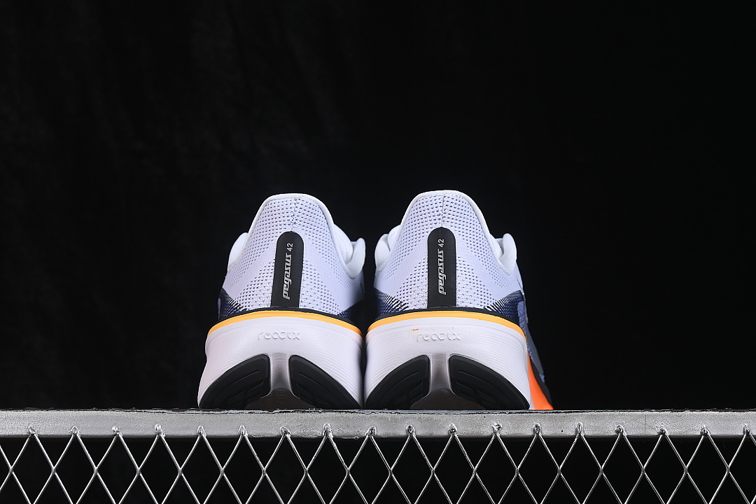 Nike [IB1873-102]-[AIR ZOOM PEGASUS 42 WHITE/TOTAL ORANGE/METALLIC SILVER]-[WOMAN:39]-[MAN:40-45] - Image 14
