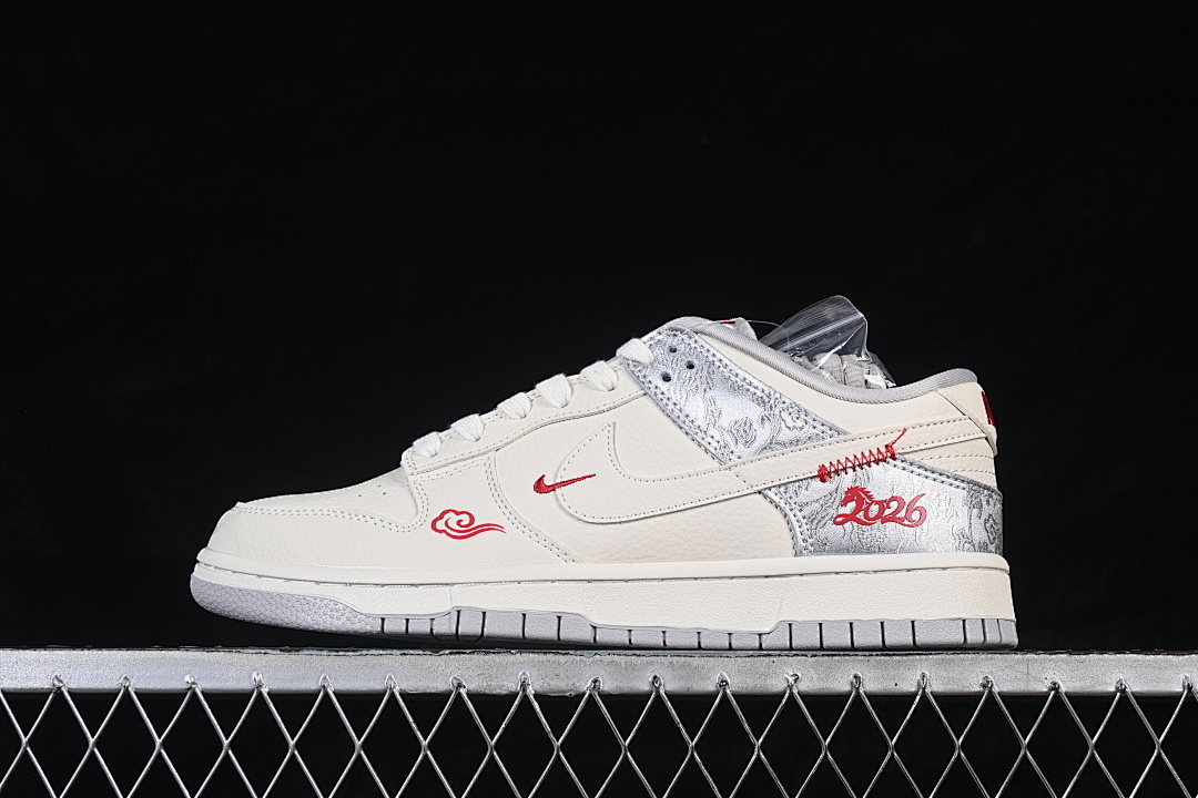 Nike SB DUNK LOW LOW-TOP CASUAL SNEAKERS WHITE/SILVER/WHITE · DS6608-022, photo 1