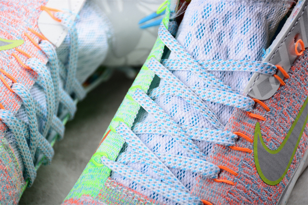 Nike [678301-904]-[KOBE 9 ELITE PREMIUM WHAT THE KOBE MULTI-COLOR/REFLECT SILVER/CHLORINE (BLUE]) - Image 8