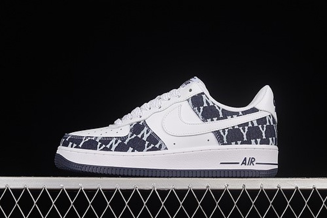 Nike [315122-441]-[AIR FORCE 1 07 LOW WHITE/WHITE/DARK BLUE]-[WOMAN:36-39]-[MAN:40-45], photo 1