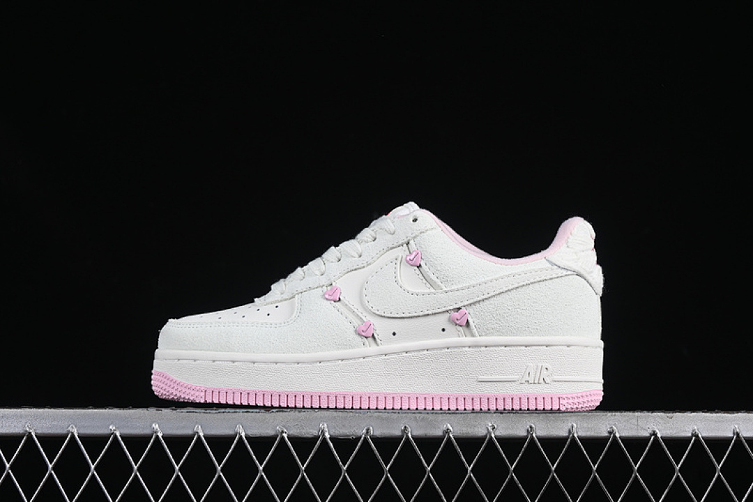 Nike Nike AIR FORCE 1 07 LOW SAIL/SAIL/SAIL/PINK FOAM · HV5992-111, photo 1