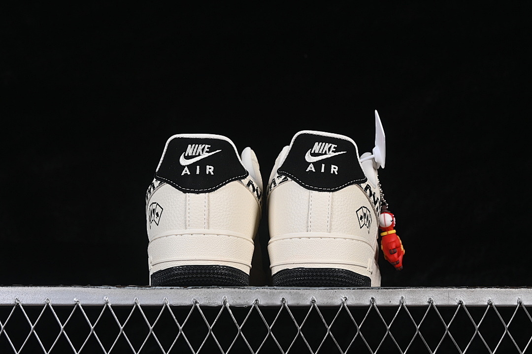 Nike [KJ1688-026]-[AIR FORCE 1 07 LOW CASUAL SNEAKERS WHITE/BLACK]-[WOMAN:36-39]-[MAN:40-45] - Image 14