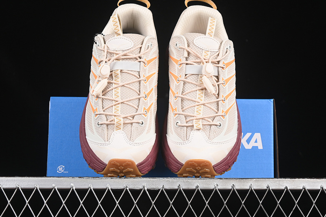 Hoka [1141572 VVR]-[HOKA MAFATE THREE 2 WHITE/RED/GREY]-[WOMAN:36-39]-[MAN:40-45] - Image 13