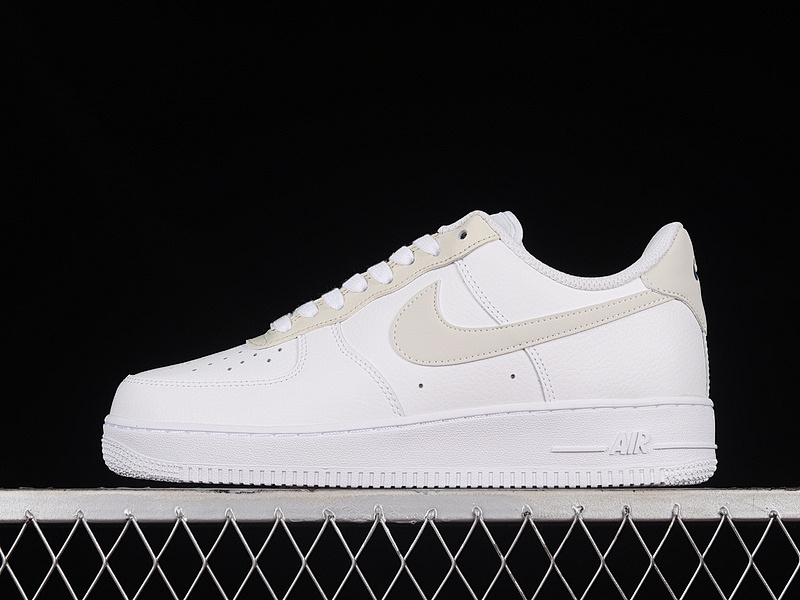 Nike Nike AIR FORCE 1 LOW 07 SUMMIT WHITE/DEEP ROYAL WHITE LIGHT BONE · 315115-168, photo 1