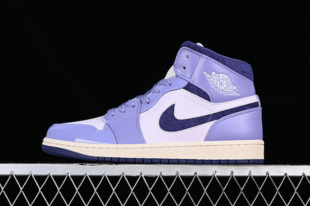 Jordan AIR Jordan 1 MID SKY PURPLE PURPLE/BLACK/BROWN · DZ3745-500, photo 1