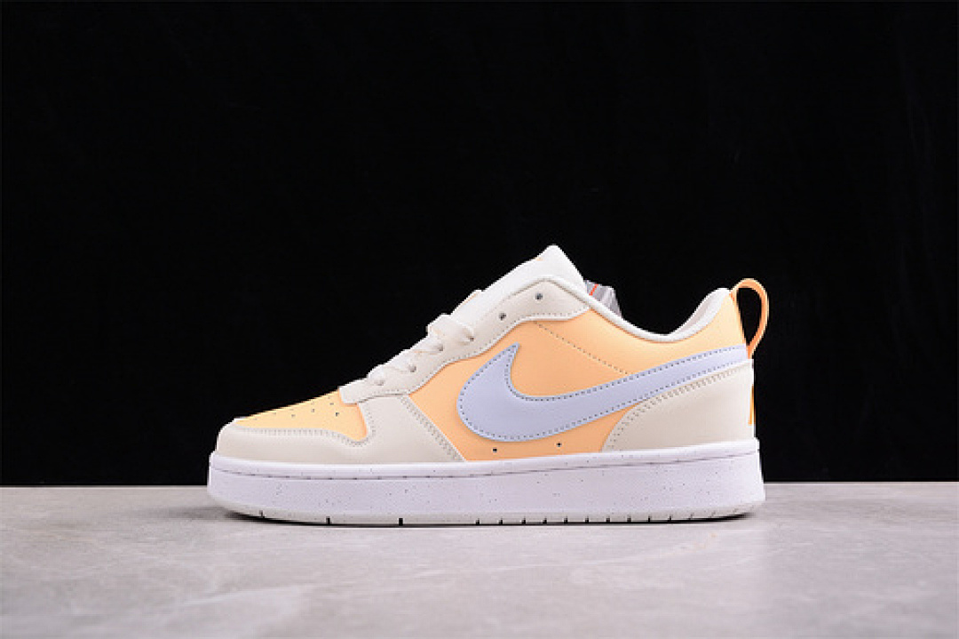 Unbranded [DV5456-107]-[COURT BOROUGH LOW RECRAFT 2 FP PALE IVORY/MELON TINT/WHITE/FOOTBALL (GREY]), photo 1