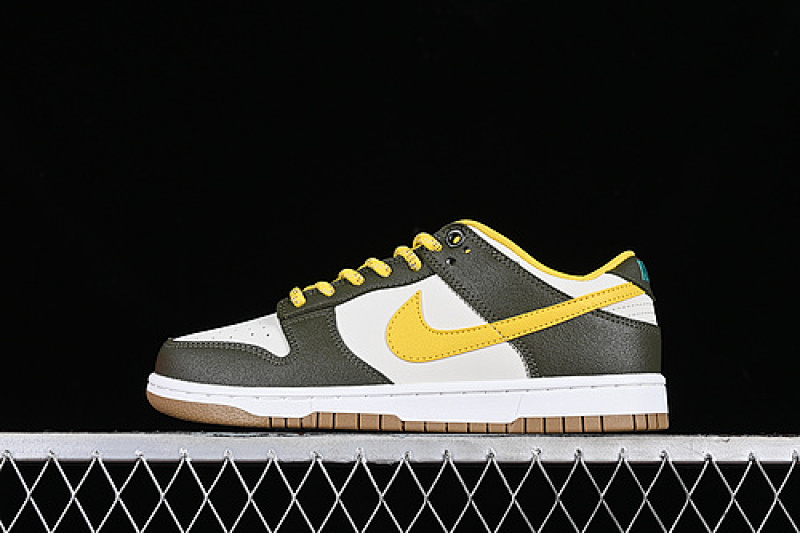 Nike SB DUNK LOW PREMIUM CARGO KHAKI/VIVID SULFUR/SUMMIT WHITE/CLEAR JADE · FV3629-371, photo 1