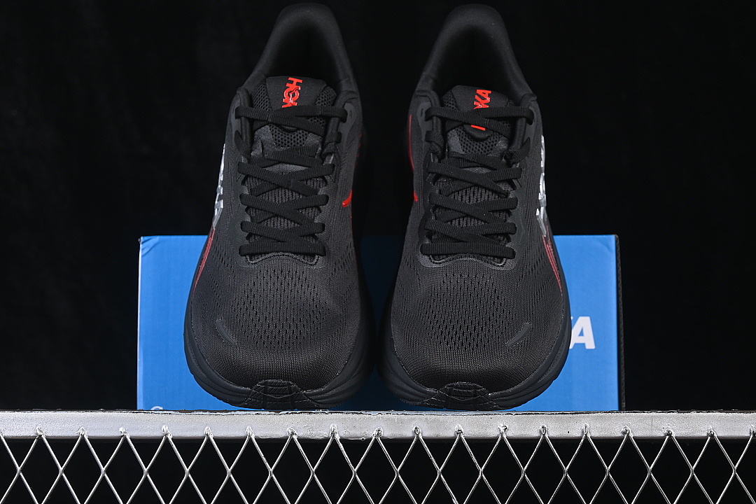 On Running [1176572 BLCKP]-[ONE CLIFTON 11 BREATHABLE SHOES BLACK/INKINESS]-[WOMAN:36-39]-[MAN:40-45] - Image 12
