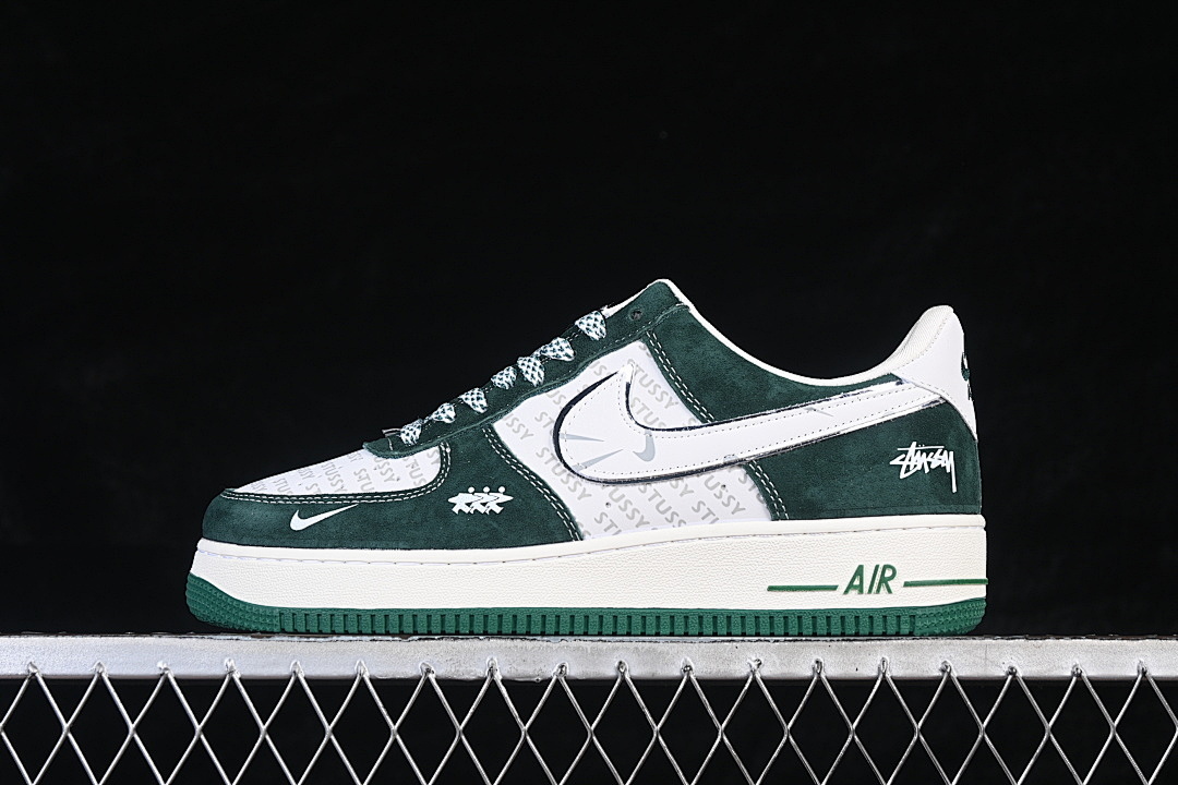 Nike Nike AIR FORCE 1 07 LOW WHITE/GREEN · SY1388-023, photo 1