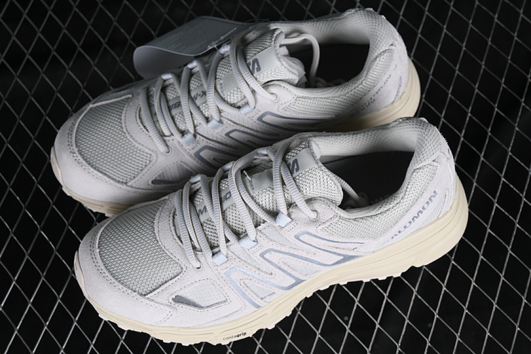 On Running [472928-22]-[X MISSION 4 SUEDE OUTDOOR OFF ROADING WHITE/SILVER]-[WOMAN:36-39]-[MAN:40-45] - Image 10