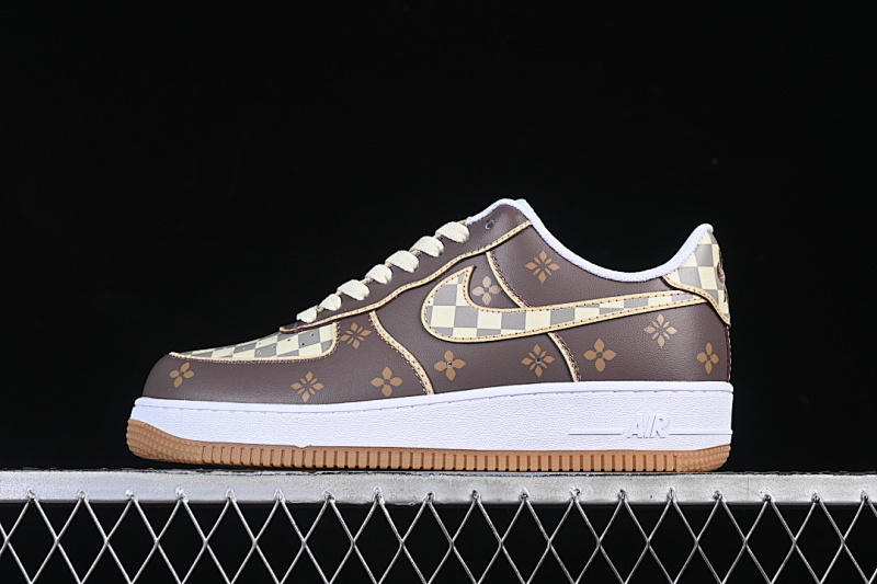 Nike Nike AIR FORCE 1 07 LOW BROWN/BEIGE/WHITE · DJ2739-100, photo 1