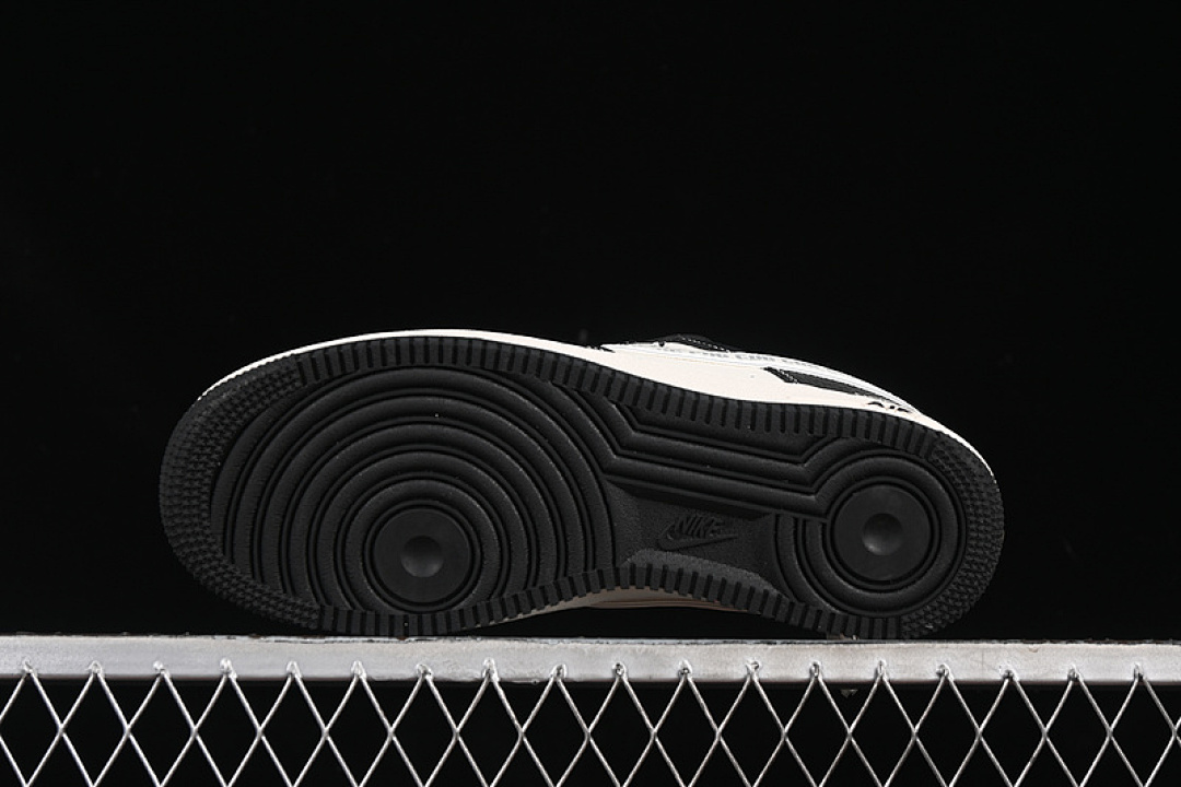 Nike [HH7518-049]-[AIR FORCE 1 07 LOW CDG BLACK/WHITE]-[WOMAN:36-39]-[MAN:40-45] - Image 15
