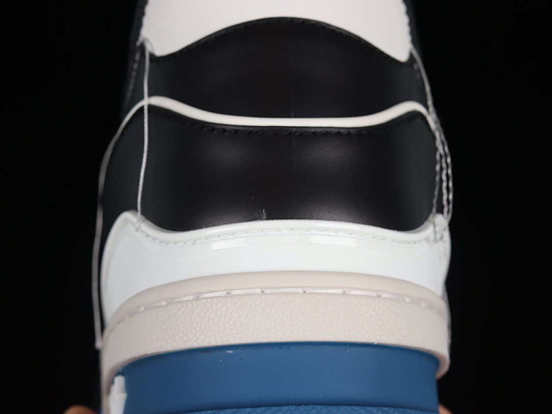 Louis Vuitton [L*V FASHION CATWALK SNEAKERS BLACK/WHITE/BLUE]-[MAN:38-46] - Image 6