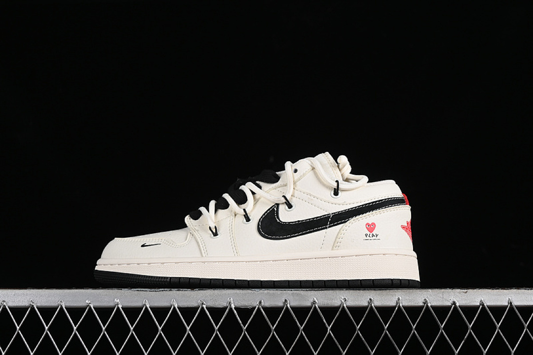 Jordan [SJ9950-014]-[AIR JORDAN 1 LOW WHITE/BLACK/RED]-[WOMAN:36-39]-[MAN:40-45], photo 1
